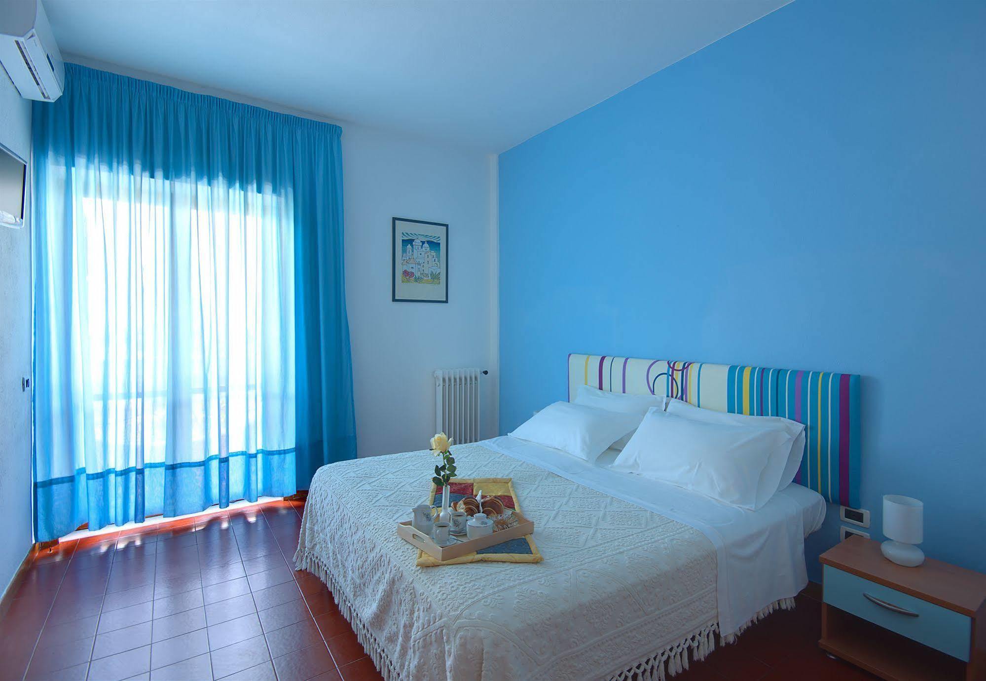 Iris Hotel Forio di Ischia Exteriör bild